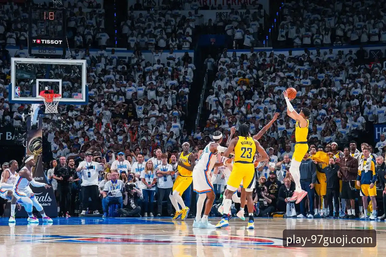NBA赛场外最新动态：CJ-麦科勒姆1年2100万美元续约老鹰，背后暗藏薪资博弈玄机